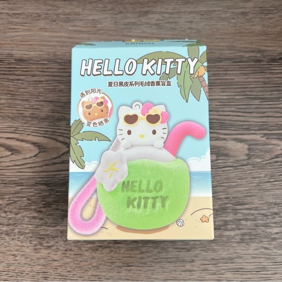 Hello Kitty Miniso Summer Tan Series Confirmed Cherry Smoothie Aroma Pendant - Picture 5 of 9